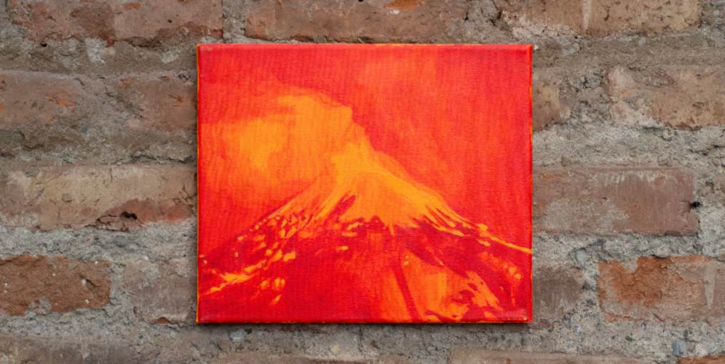 pintura de volcán en erupción